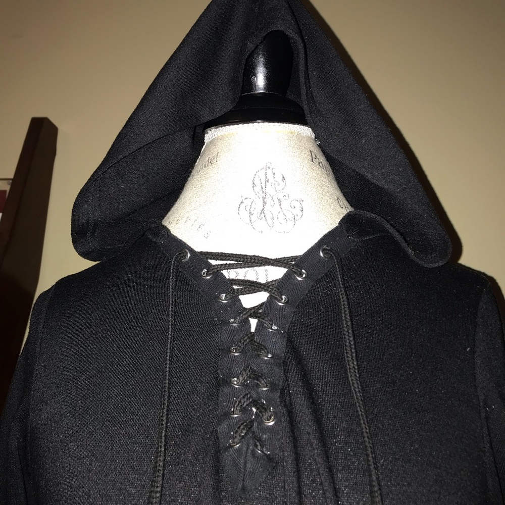 Black Adjustable hooded shirt